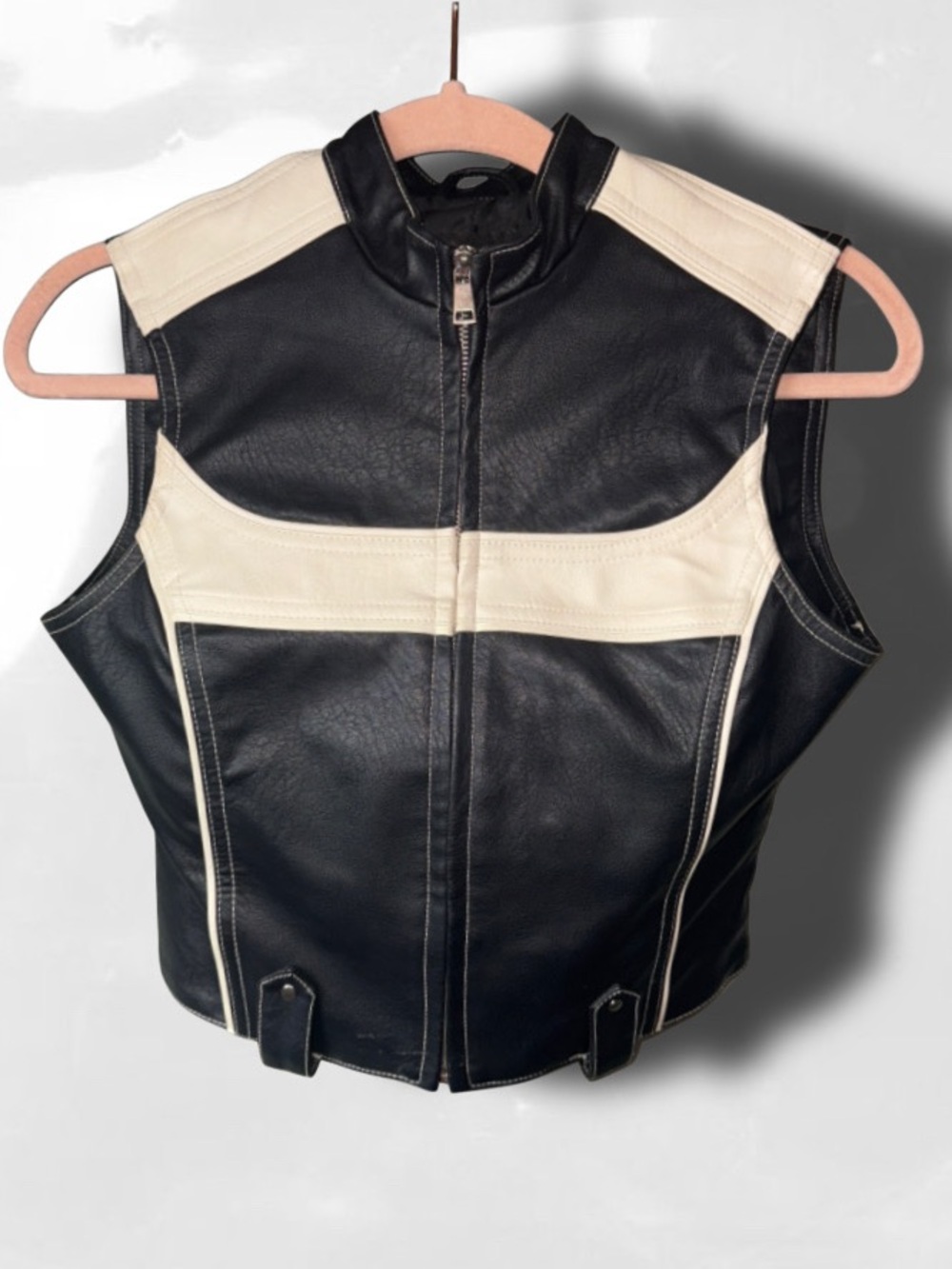 UO Jordan Cropped Moto Vest